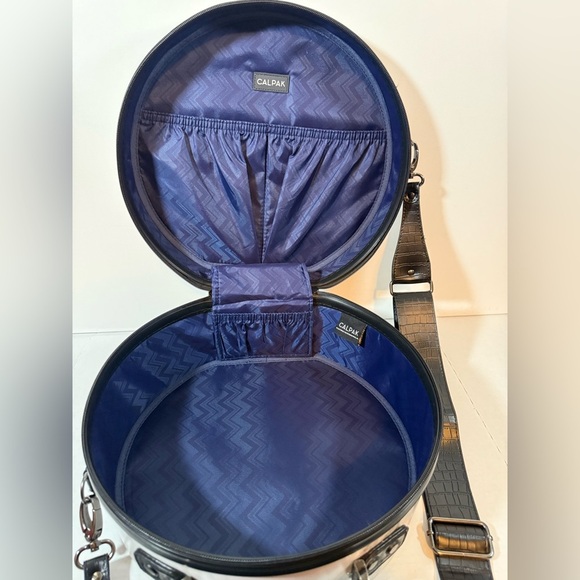 CALPAK Round Marble Hat Box Travel Case w/ Strap - Rare & Stylish - Picture 6 of 14